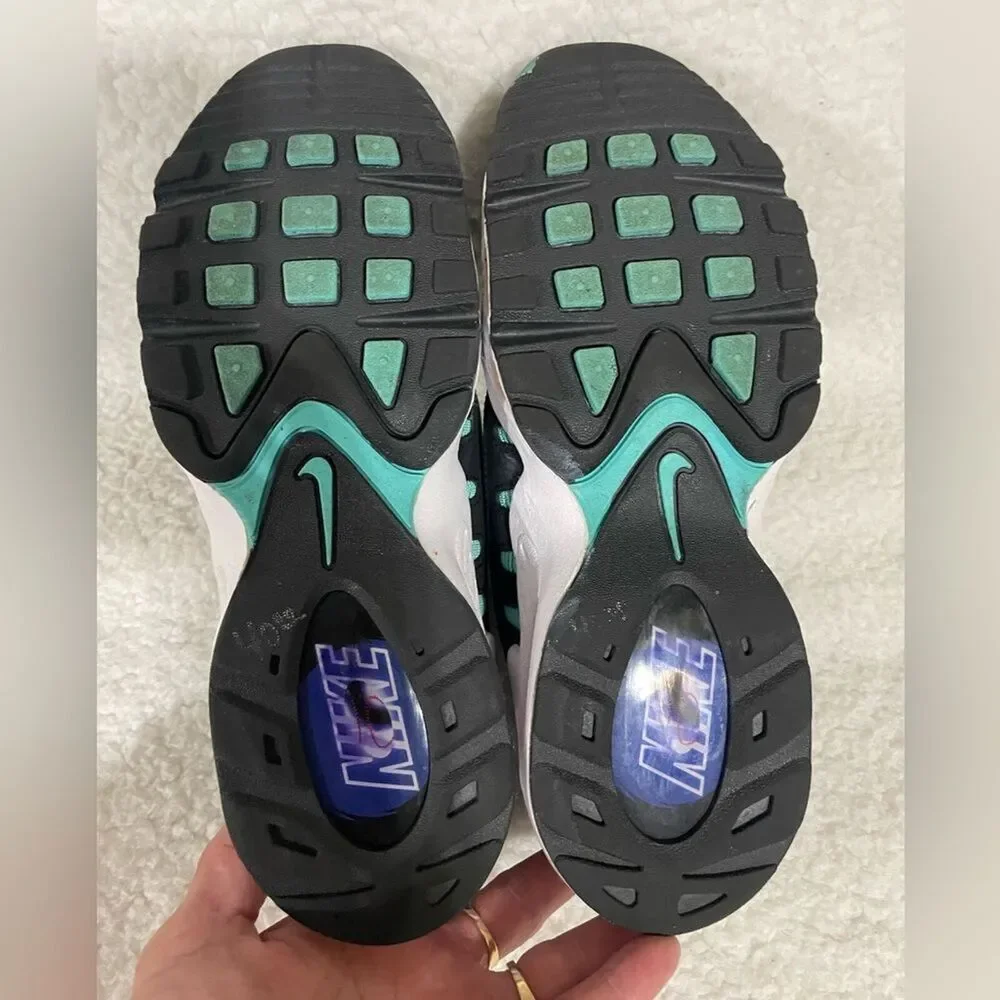 Nike‎ Air Max Hideo Nomo sneakers size 5.5 Y (Big Girl)